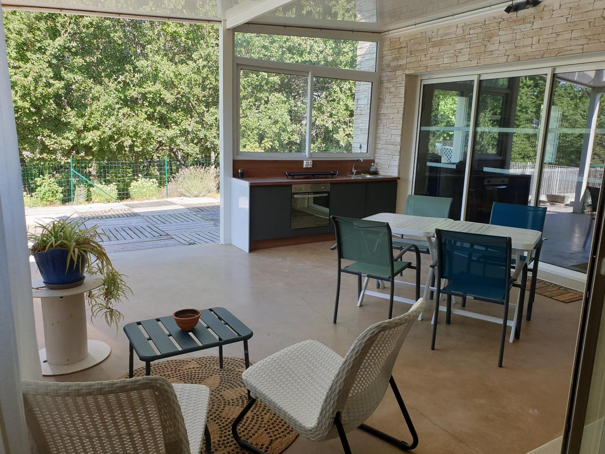 Le Clos Du Grand Chene - Gites 4 Etoiles - Saint-Marcel-d'Ardeche Habitación foto